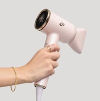 Intelligent Hair Dryers Image 1