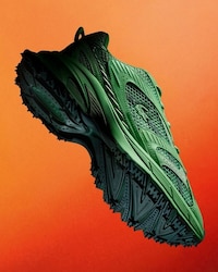 Innovative Mesh Sneakers Image 2