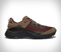 Off-Grid Exploration Hiking Sneakers Image 2