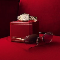 Curated High-End V-Day Collections Image 4