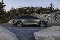 Cutting-Edge Electric SUV Designs Image 1