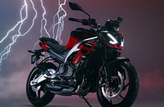 High-Performance Streetfighter Bikes