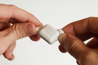 Anti-Scratching Skincare Sensors Image 3