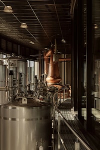 Concealed Modern Barrel Stores Image 2