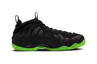 Neon-Tinged Performance Footwear Image 2