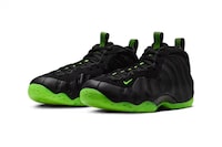 Neon-Tinged Performance Footwear Image 3