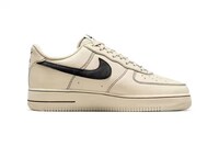 Minimal Contrast Lifestyle Sneakers Image 2