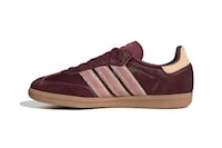 Textural Lifestyle Nostalgic Footwear Image 2