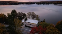 Discrete Lakeside Modern Homes