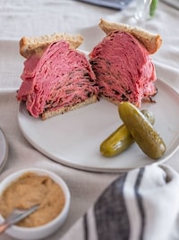 Deli Meat Combo Packs Image 1