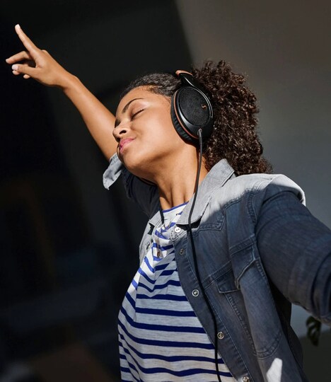 Copper-Accented Performance Headphones