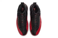 Stealthy Colorblocked Basketball Shoes Image 4