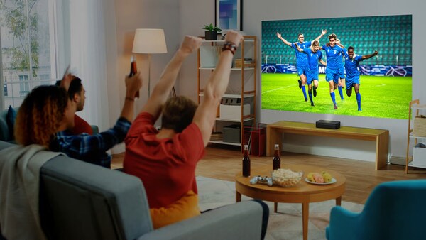 Accessible Cinematic Home Projectors Image 2