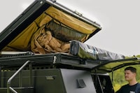 Towable Inflating Camping Trailers Image 8
