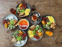 Fragrance-Focused Resort Meals Image 1