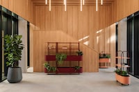 Office-Friendly Gardening Systems Image 5