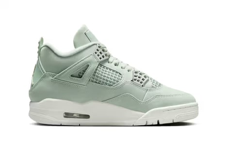 Pale Green-Tonal Basketball Shoes