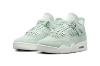 Pale Green-Tonal Basketball Shoes Image 4