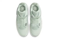 Pale Green-Tonal Basketball Shoes Image 5