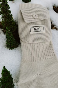 Retro Hiking-Detailed Footwear Image 7