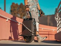 Intuitive Gyroscopic Sensor Unicycles Image 3