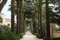 Luxurious Getaway Experiences Image 5