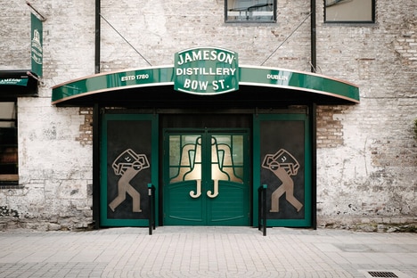 Festive Irish-Inspired Pop-Ups