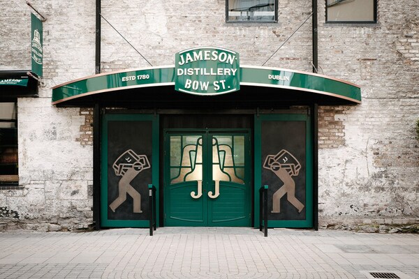 Festive Irish-Inspired Pop-Ups