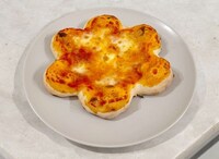 Themed Pizza Dough Presses Image 6