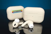 Nostalgic Special-Edition Earbuds