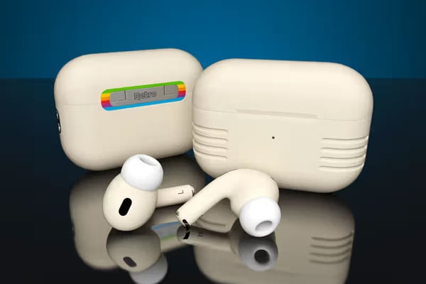 Nostalgic Special-Edition Earbuds
