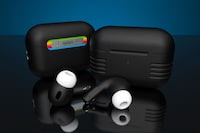 Nostalgic Special-Edition Earbuds Image 2