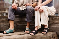 Minimalist Leather Sandals Image 2
