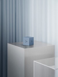 Minimal Aesthetic Power Bricks Image 2