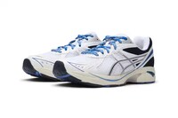 Collaborative Minimal Blue Sneakers Image 3