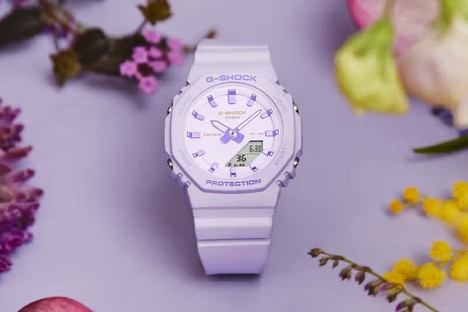 Feminine Lavender-Hued Watches