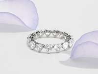 Women-Empowering Jewelry Campaigns Image 2