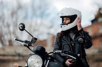 Fully-Integrated Smart Helmets Image 1