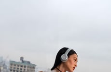 Feminine Bow-Adorned Headphones