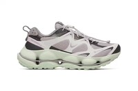 Lightweight Adaptive Sneakers Image 4