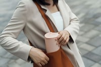 Antibacterial Coating-Free Drink Carriers Image 6