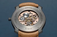 Historic-Inspired Thin Timepieces Image 3