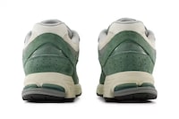 Bright Tonal Lifestyle Sneakers Image 5