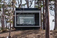 Brutalist-Inpsired Nature Getaways Image 4