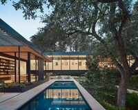 Contemporary Cantilevered Residences Image 2