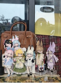 Collectable Sculptural Doll Collections Image 3