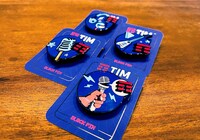 Anti-Phone Theft Festival Pins Image 2