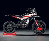 Efficient Cyberpunk Electric Motorcycles Image 3