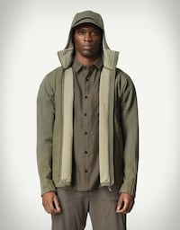 Adventurous Alpine-Ready Coats Image 7