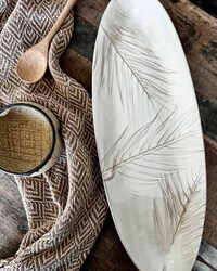 Sandalwood-Inspired Ceramic Collections